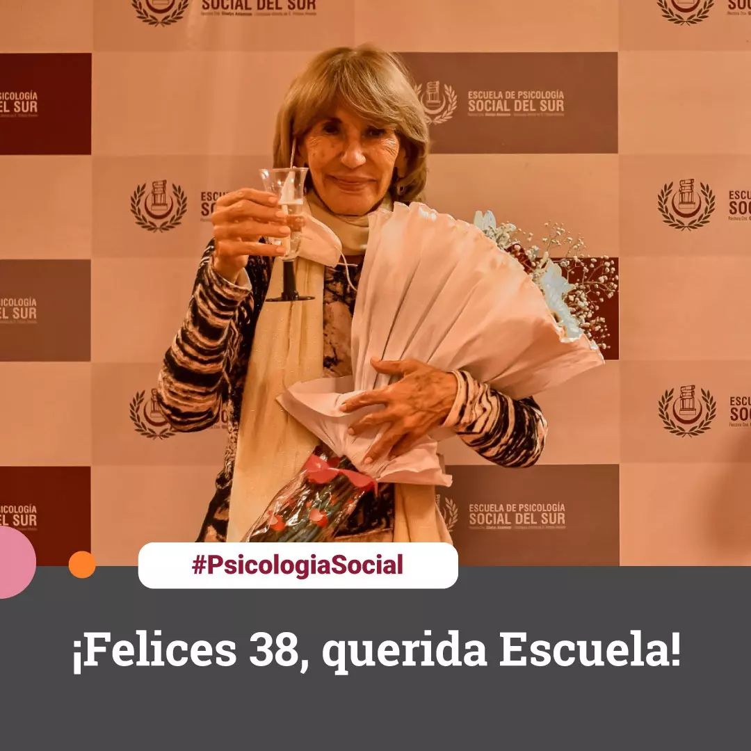 Con el objetivo de expandir y profundizar la Psicología Social, y, sobre todo, con el amor por la disciplina que su maestro le inculco, la Dra. Gladys Adamson fundó la Escuela de Psicologia Social del Sur 🏠.
El sueño se hizo realidad en 1985 cuando la Escuela abrió sus puertas en Quilmes, zona sur de la provincia de Buenos Aires, lo que dio origen a su nombre "del Sur".
En un contexto de alta demanda de profesionales, capaces de intervenir, mejorar, y fortalecer los vínculos dentro de los grupos de distintos ámbitos de la sociedad, en el año 2002, la Escuela se muda al Barrio de Palermo en la Ciudad Autónoma de Buenos Aires, y suma a su oferta educativa oficial la modalidad a Distancia. 🌎
Hoy, 38 años después, son innumerables los Egresados 👩🏻🎓 a lo largo del país y el mundo; que son nuestro orgullos y divulgan la disciplina con tanto amor como quienes formamos parte de la institución.
Estamos felices por la hermosa #Comunidad de Enseñaje que formamos.
¡Feliz Cumple Escuela! 🥳
#PsicologíaSocial #Escuela #Festejo #38años #GladysAdamson #PichonRiviere #cumpleaños #Fiesta